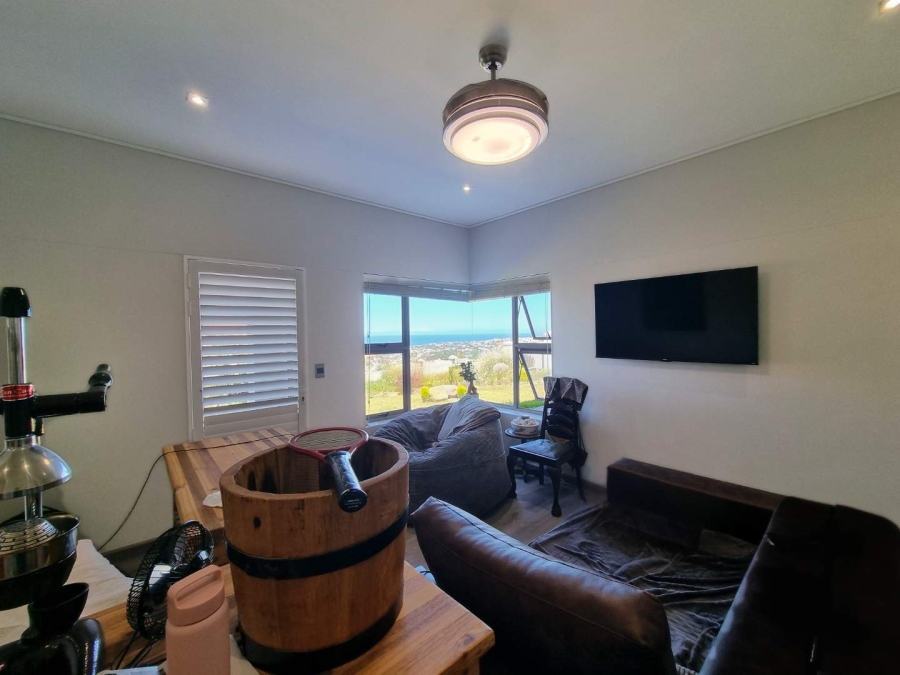 4 Bedroom Property for Sale in Onrus Western Cape